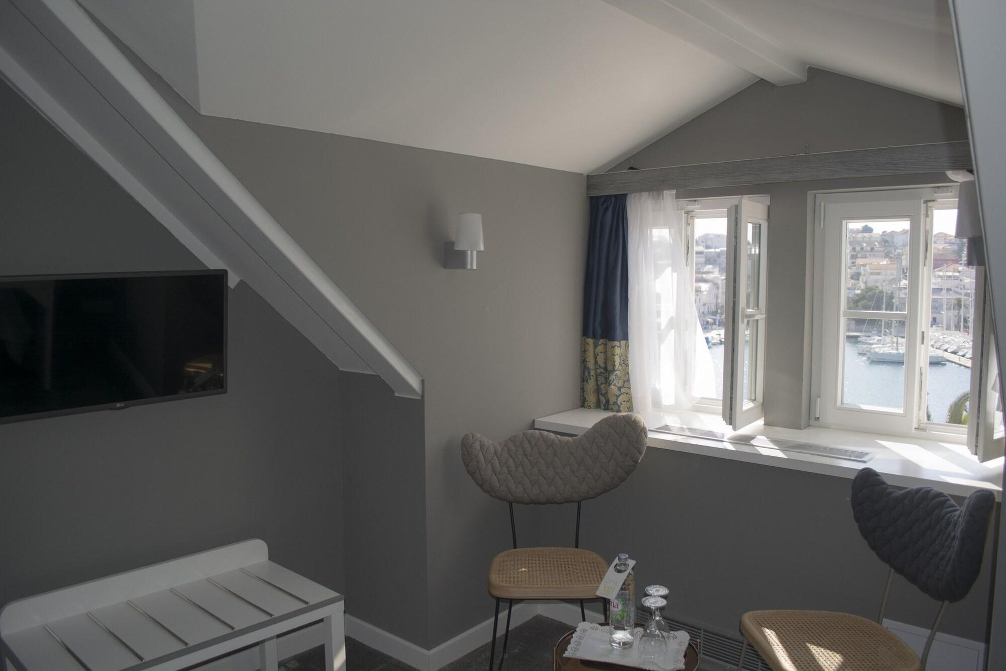 XII Century Heritage Hotel Trogir Luaran gambar