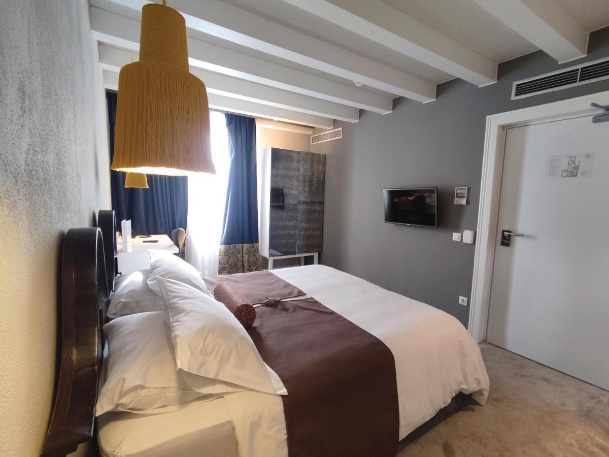 XII Century Heritage Hotel Trogir Luaran gambar