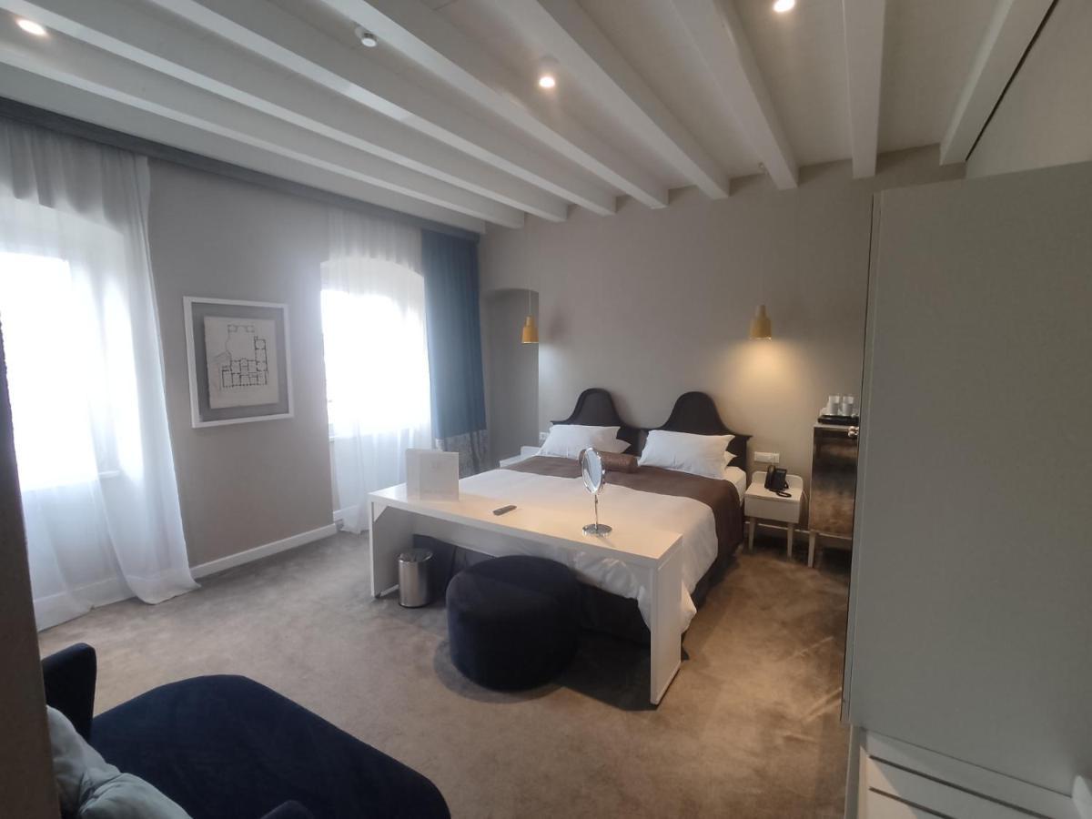 XII Century Heritage Hotel Trogir Luaran gambar